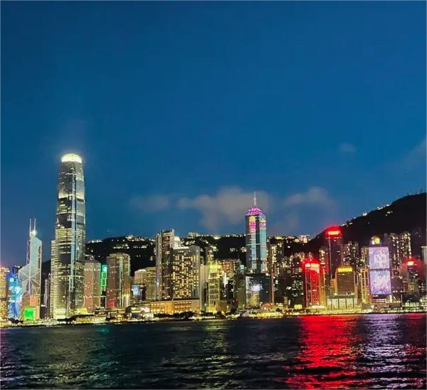 中國(guó)香港優(yōu)秀人才入境計(jì)劃
